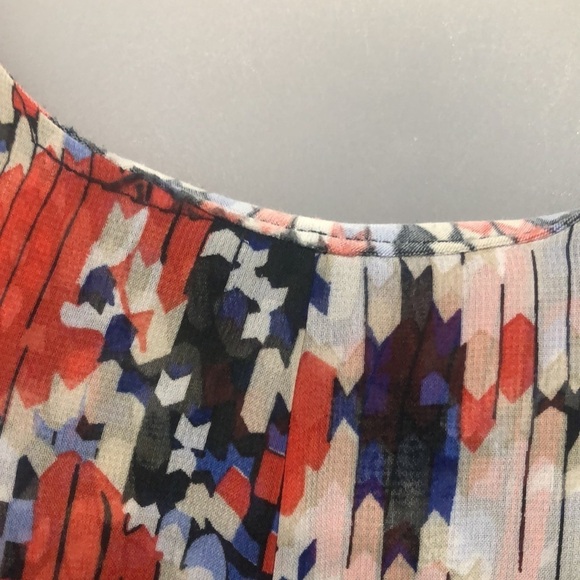 New Direction Sleeveless top - Picture 15 of 15